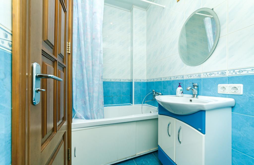 Apartment On Khreshchatyk Kiev Exteriör bild